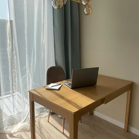 Lehome Airport Apartment *